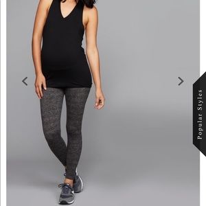 A Pea in The Pod Under Belly Maternity Leggings
